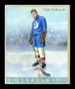 Picture, Helmar Brewing, Helmar R319 Hockey Card # 45, Duke Dukowski, Blue uni, moon on chest, Moose Jaw Sheiks
